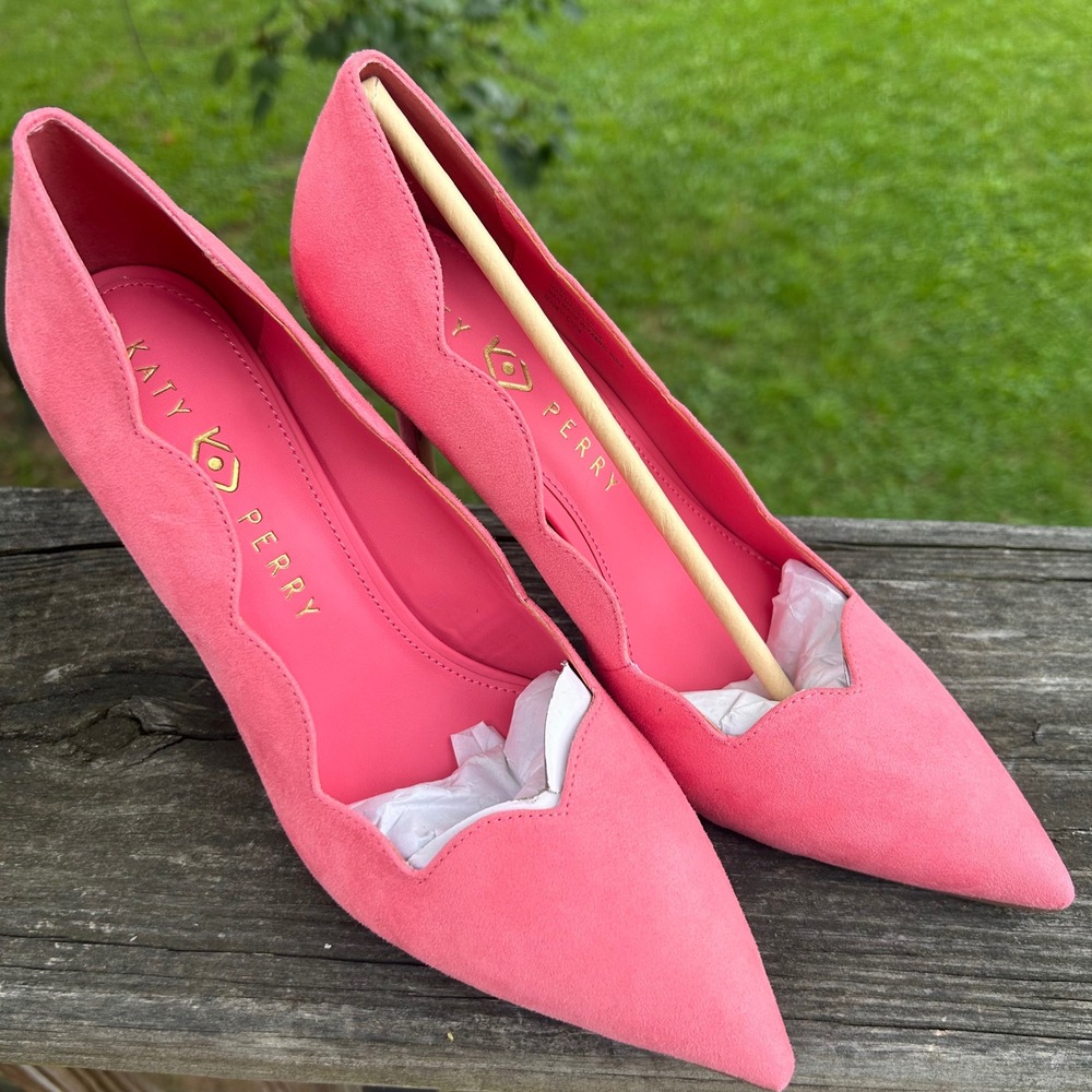 Katy Perry The Dina Scalloped Pumps 9M Pink Suede Pointed Toe Stiletto Barbie - Picture 2 of 7